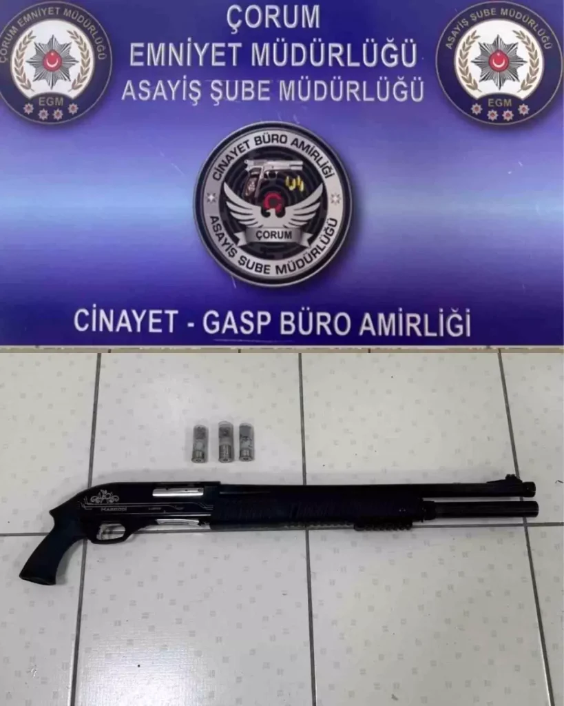 Çorum’da Denetim Operasyonu: 6 Şahıs Yakalandı, 8 Ateşli Silah ve 136 Hap Ele Geçirildi