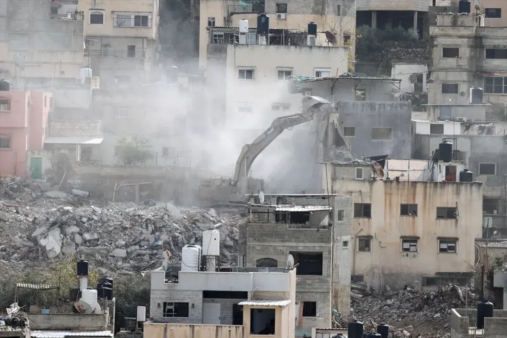 İsrail, Tulkerim’de 25 Evi Yıktı