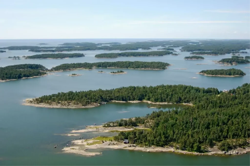 Finlandiya Polisi Rus Gemisine El Koydu