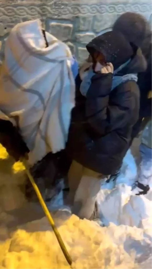 Gercüş’te Kar Mahsur Kaldı