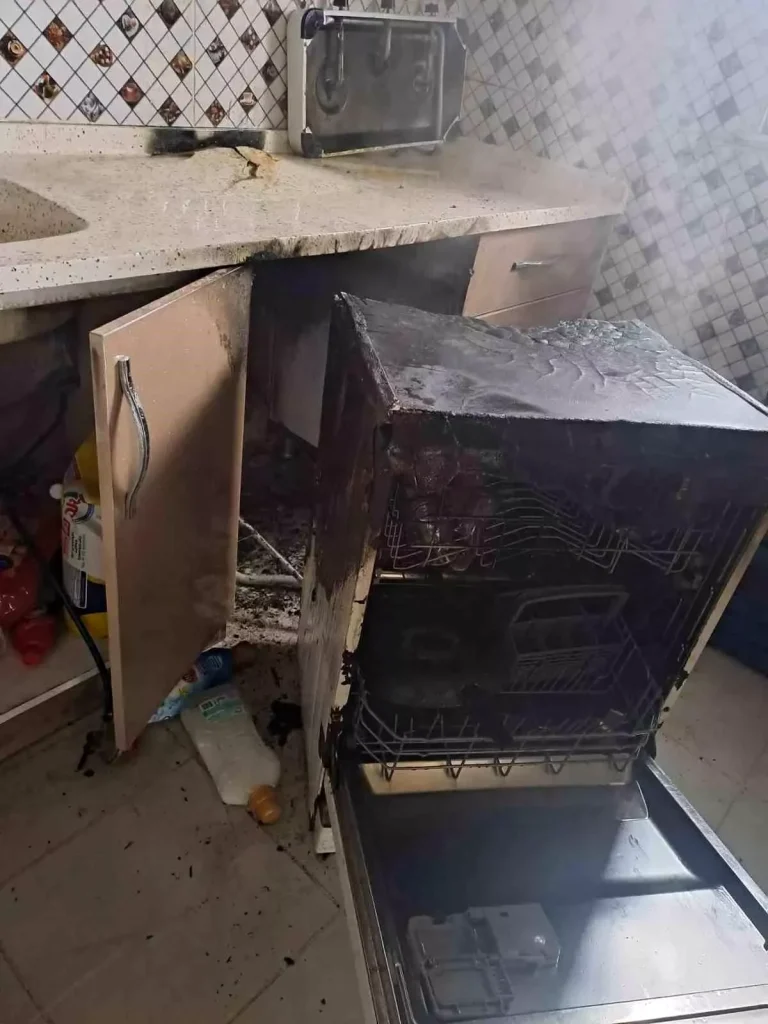 Bulaşık Makinesinden Yangın Çıktı