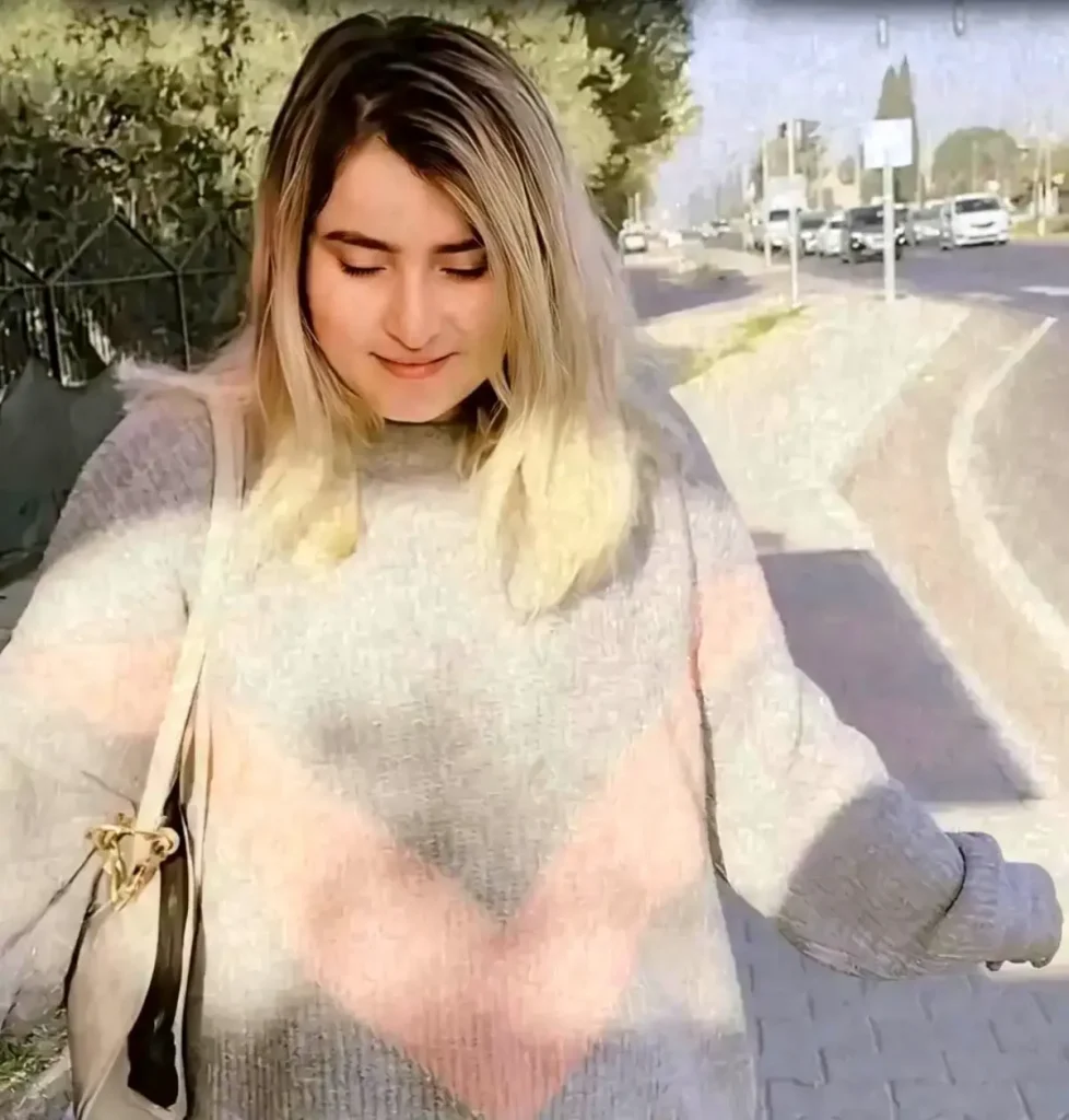 Torbalı’da Midibüs Çarpması: 25 Yaşındaki Genç Kadın Hayatını Kaybetti