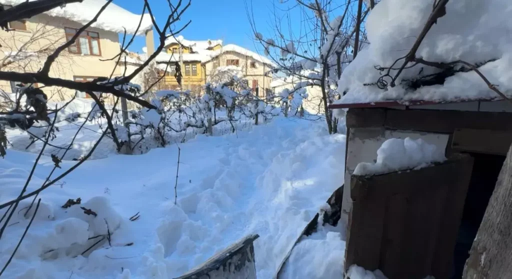 Karabük’te 80 Yaşındaki Kadın Donarak Hayatını Kaybetti