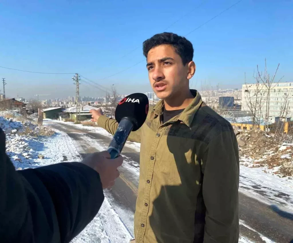 Ankara’da Sahipsiz Köpek Saldırısı: 8 Yaşındaki Çocuğu Komşusu Kurtardı