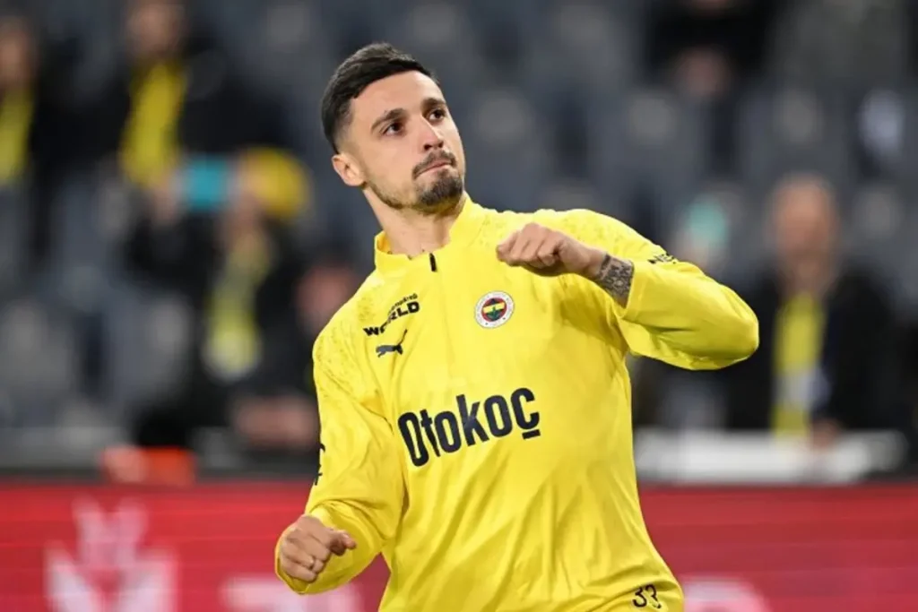 Yok artık Krunic! Fenerbahçe’ye salladı, Galatasaray’ı öve öve bitiremedi