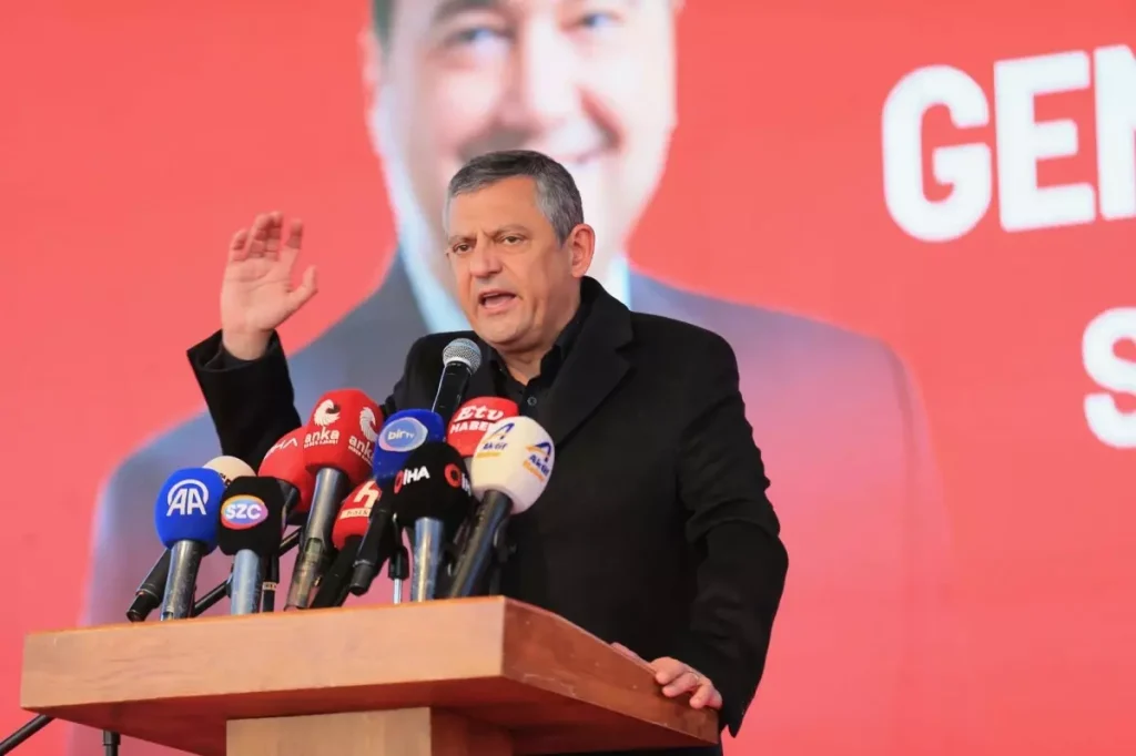 Kutuplaşmaya Son! CHP Lideri Özgür Özel’den Kucaklaşma ve Birlik Çağrısı