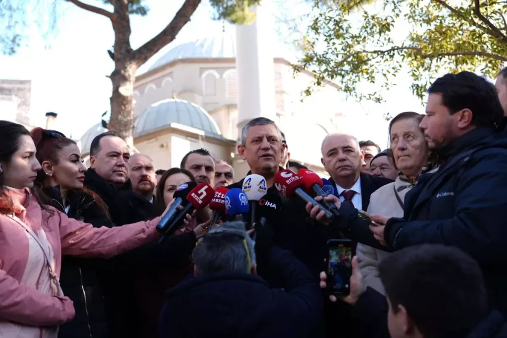 Özgür Özel’den Filistin’e Destek ve Çifte Standartlara Sert Eleştiri