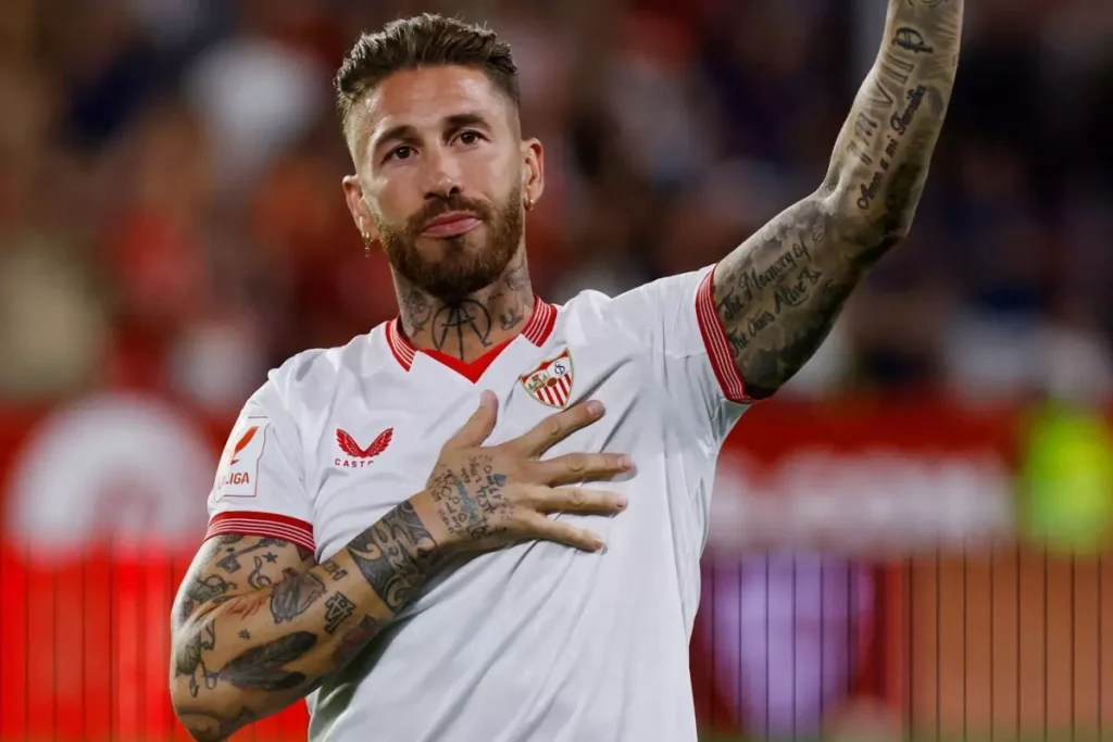 Ramos eski kulübünü satın alıyor