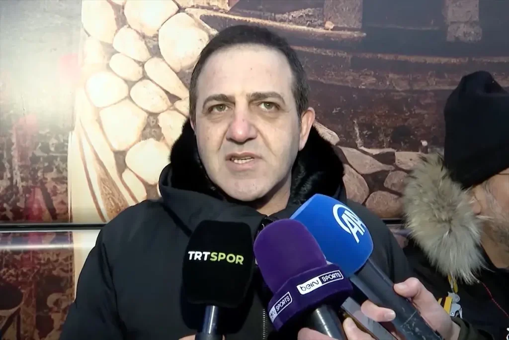 Spor Camiası Filistin Yürüyüşüne Tam Destek Verdi: Galata Köprüsü’nde Büyük Eylem!