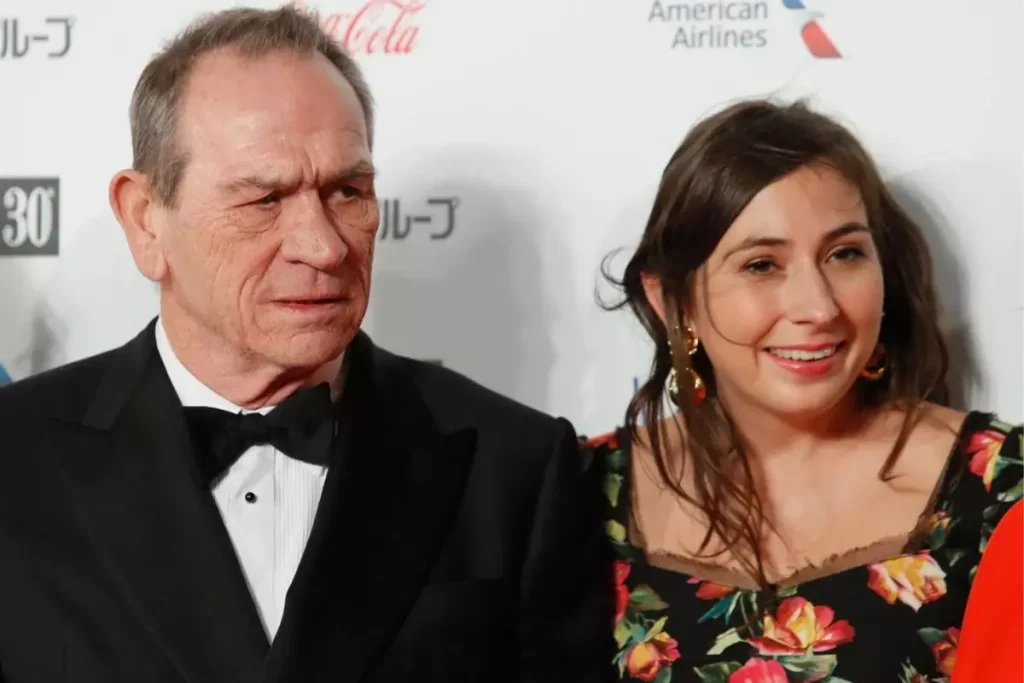 Ünlü Aktör Tommy Lee Jones’un Kızı Victoria, San Francisco’daki Otelde Şok Eden Ölüm Bulundu